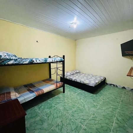 Apartamentos Cerca Al Aeropuerto Leticia Extérieur photo