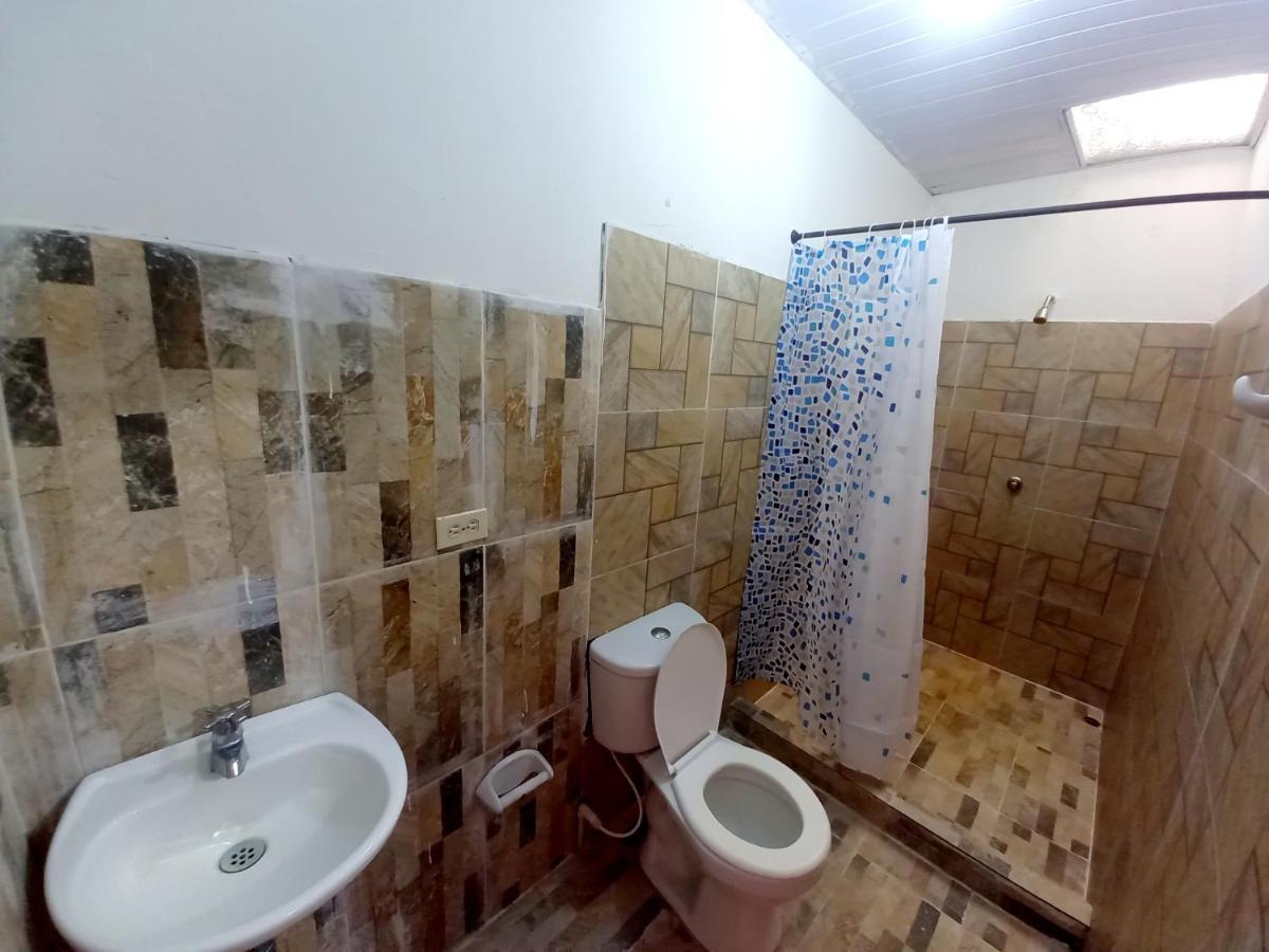Apartamentos Cerca Al Aeropuerto Leticia Extérieur photo